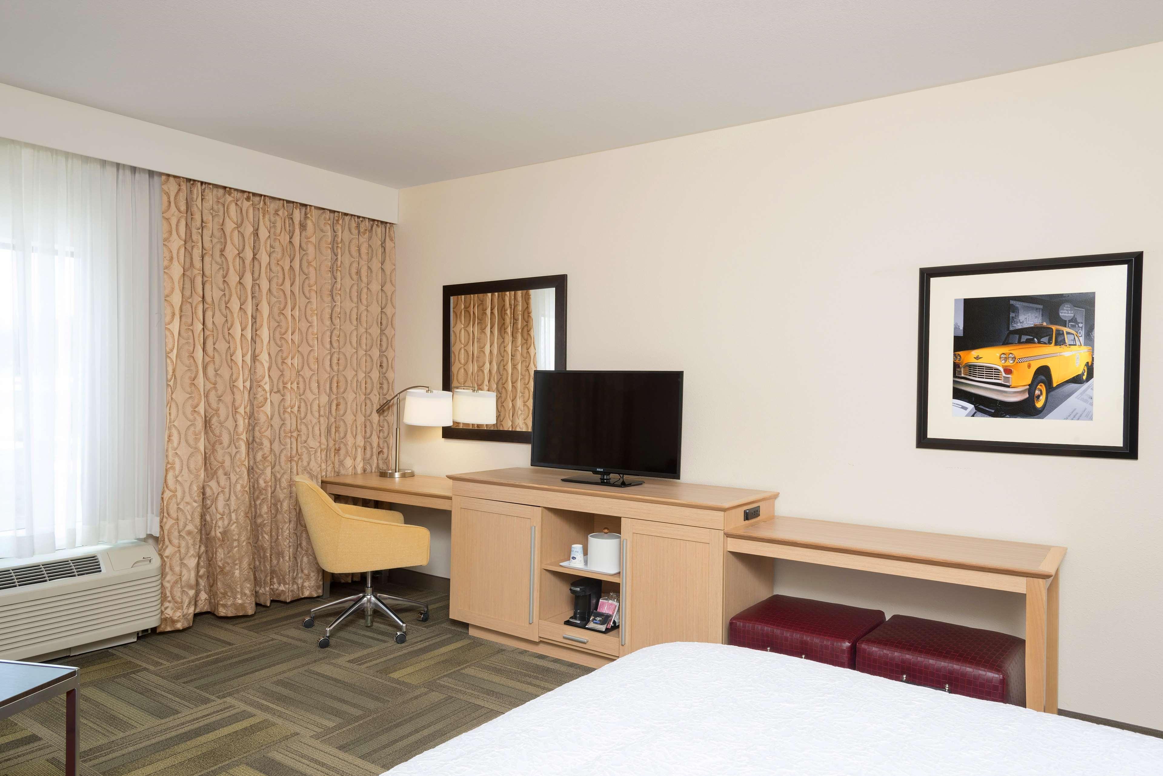 Hampton Inn Kalamazoo Exterior photo